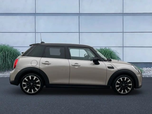MINI Cooper 5-deurs