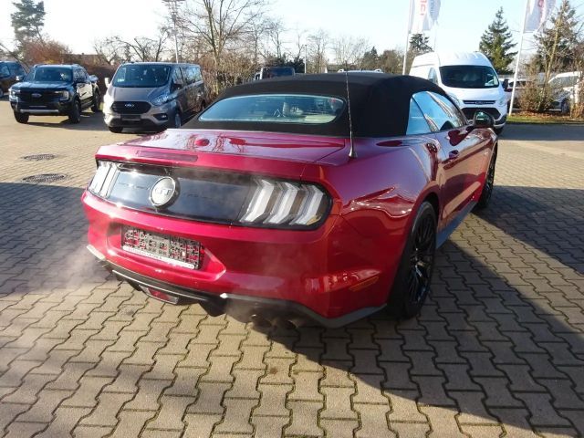 Ford Mustang Convertible GT 5.0 V8