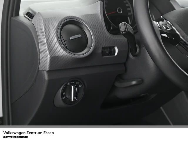 Volkswagen up! Active