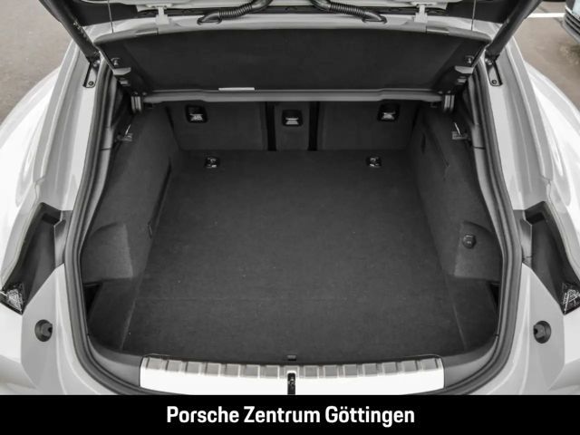 Porsche Taycan 4 Cross Turismo