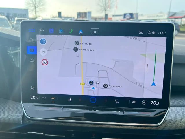 Volkswagen Golf 1.5 eTSI Golf VIII Style