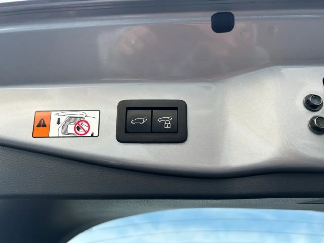 Toyota C-HR Hybride Team D