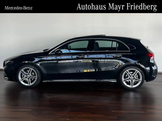 Mercedes-Benz A 200 AMG Line Premium