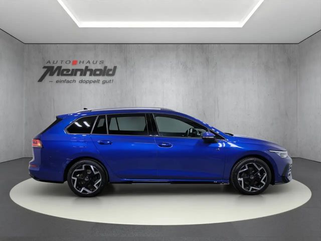 Volkswagen Golf 1.5 TSI R-Line Variant