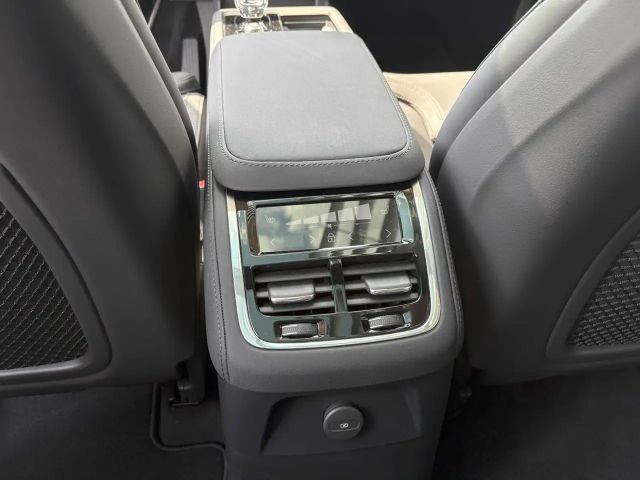 Volvo XC90 AWD Dark T8 Ultra