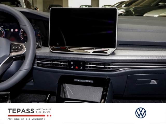 Volkswagen Golf 1.5 eTSI R-Line