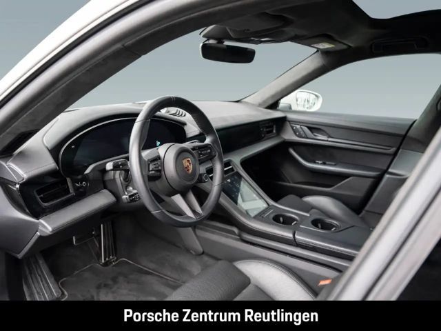 Porsche Taycan Cross Turismo Turbo