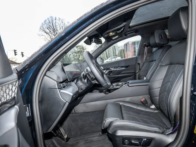 BMW 550 M-Sport Sedan xDrive