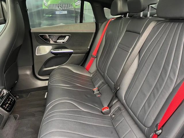 Mercedes-Benz EQE 350 AMG Line Sedan