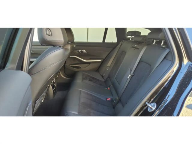 BMW 330 M-Sport Touring xDrive