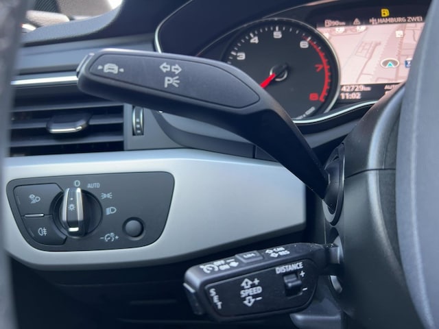 Audi A4 40 TFSI Avant S-Tronic