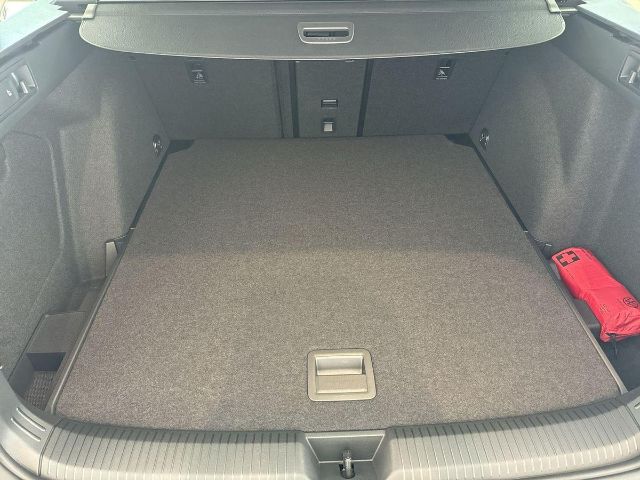 Volkswagen Golf 1.5 TSI Golf VIII Variant