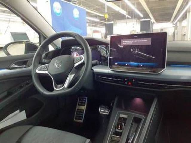 Volkswagen Golf 1.5 eTSI DSG Golf VIII