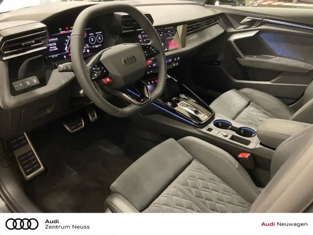 Audi RS3 Quattro S-Tronic Sedan