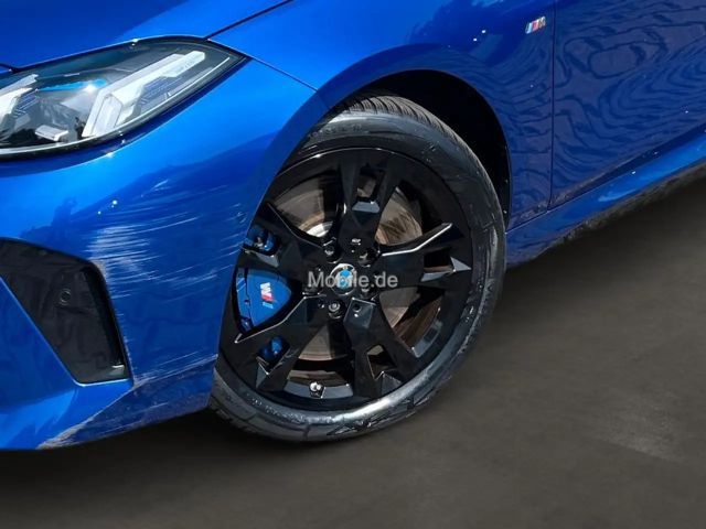 BMW 135 Sedan xDrive