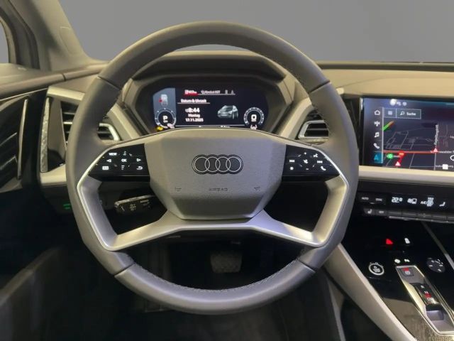 Audi Q4 e-tron 45 LED Navi DAB Sportsitze