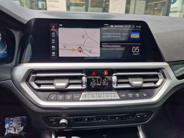 BMW 330 330i Sport Line xDrive