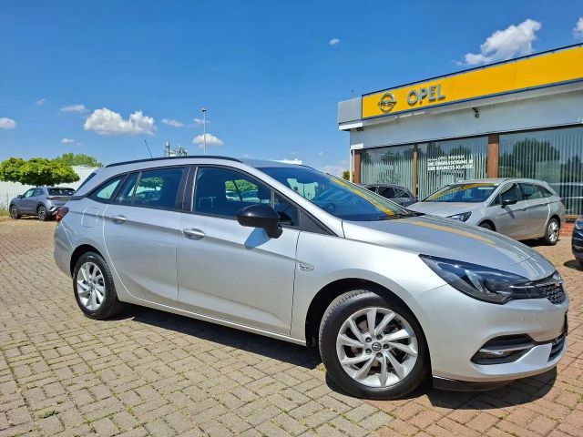 Opel Astra Elegance Sports Tourer