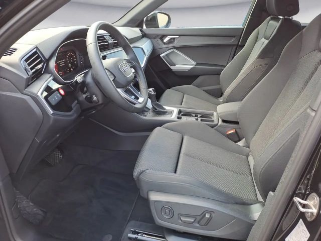 Audi Q3 35 TDI S-Tronic