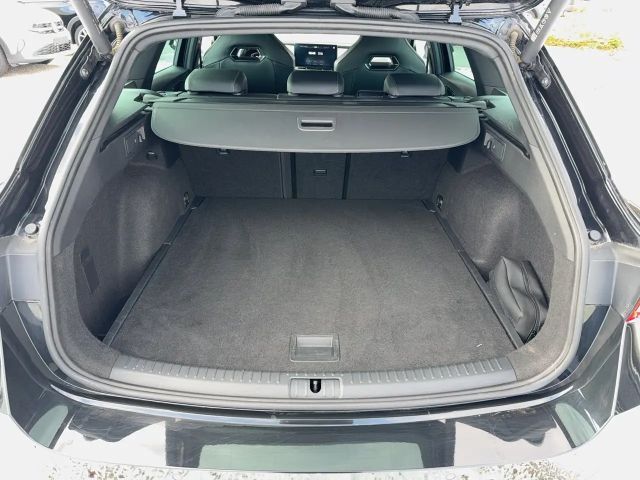 Cupra Leon SP Keyless Access / BeatsAudio /Pano/ACC