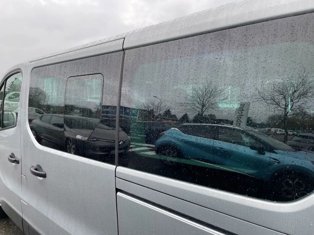 Renault Trafic Blue Combi Life dCi 150