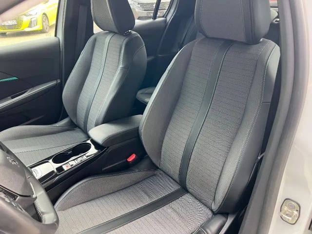 Peugeot 208 Allure Pack