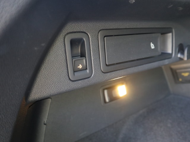 Volkswagen Tiguan 2.0 TSI DSG 4M AHK/IQ.LIGHT