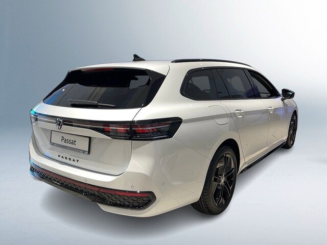 Volkswagen Passat DSG IQ.Drive R-Line