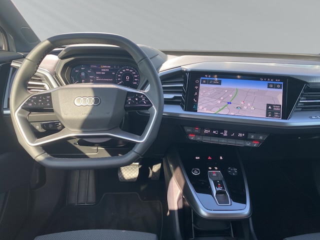 Audi Q4 e-tron SUV 45 e-tron Audi Q4 e-tron