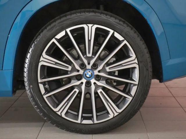 BMW iX1 xDrive30