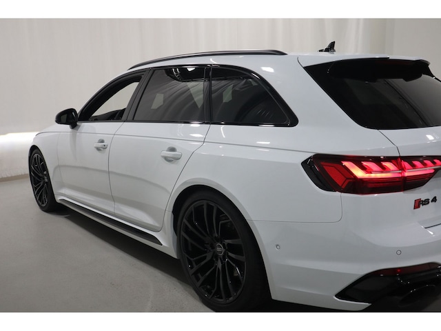 Audi RS4 Avant Quattro