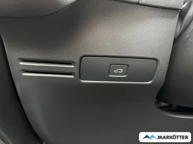 Volvo XC40 Core Recharge