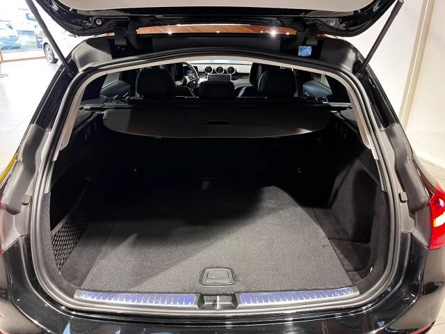 Mercedes-Benz C 220 AVANTGARDE C 220 d Estate