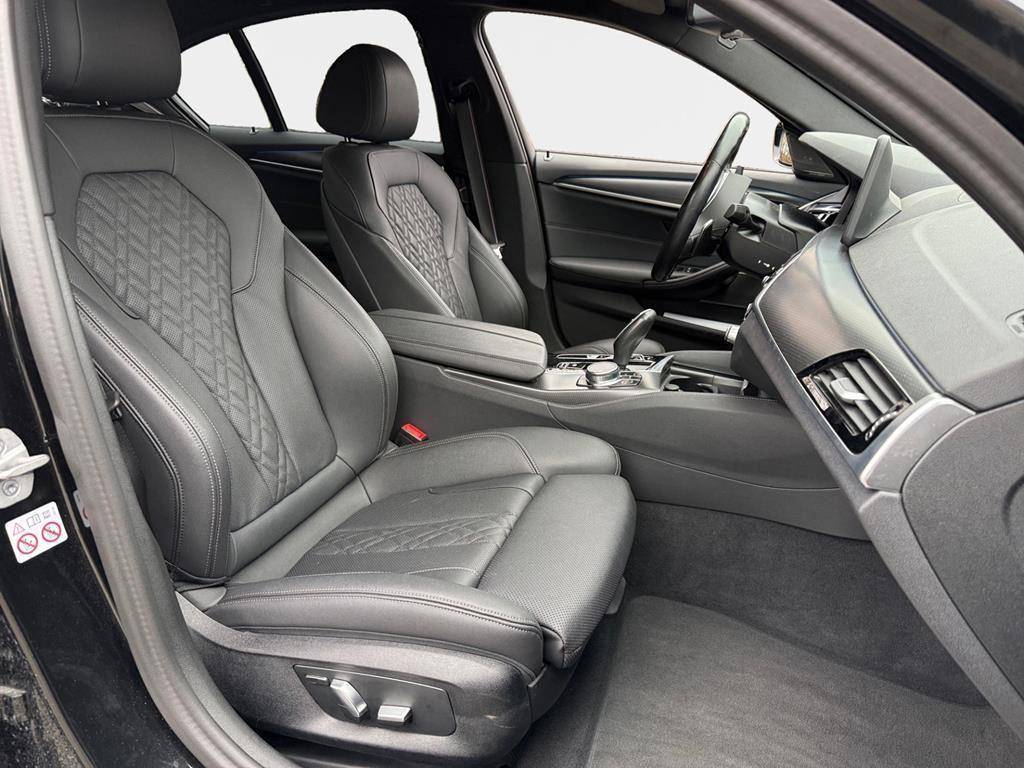 BMW 545 545e Sedan xDrive