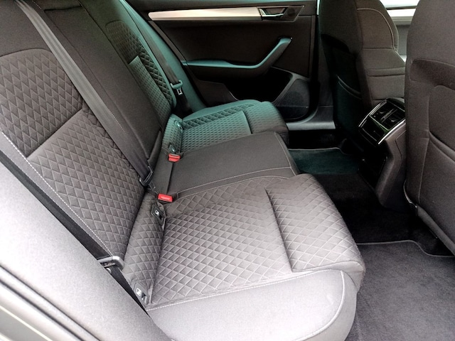 Skoda Superb 2.0 TDI Ambition Combi