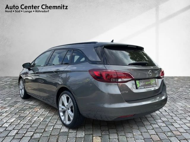 Opel Astra Sports Tourer Ultimate