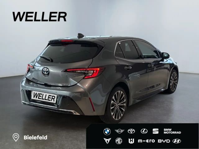 Toyota Corolla Hybride Team D