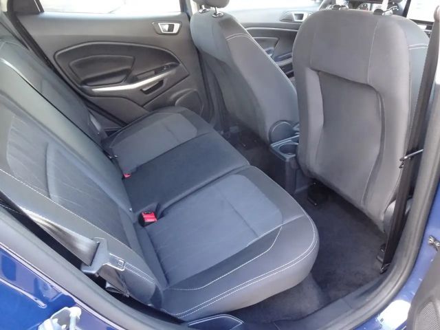 Ford EcoSport Cool & Connect