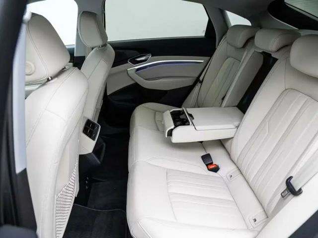 Audi e-tron 55 S-Line