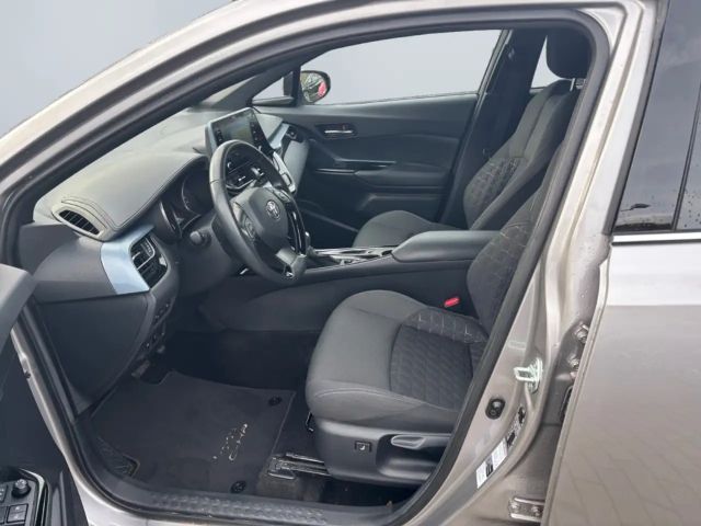 Toyota C-HR Hybride Team D