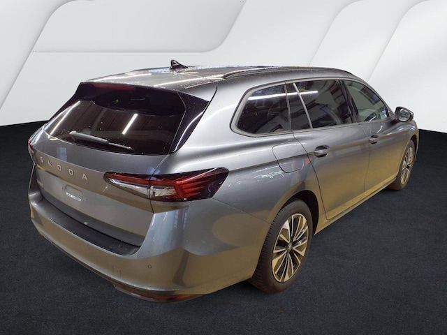 Skoda Superb 2.0 TDI Combi Selection