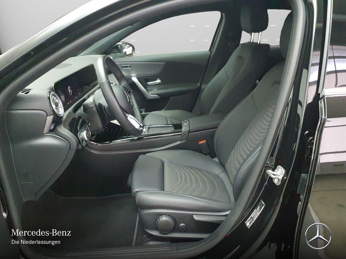 Mercedes-Benz A 180 A 180 d