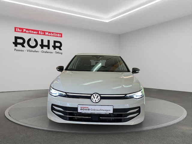 Volkswagen Golf 1.5 TSI BMT Golf VIII