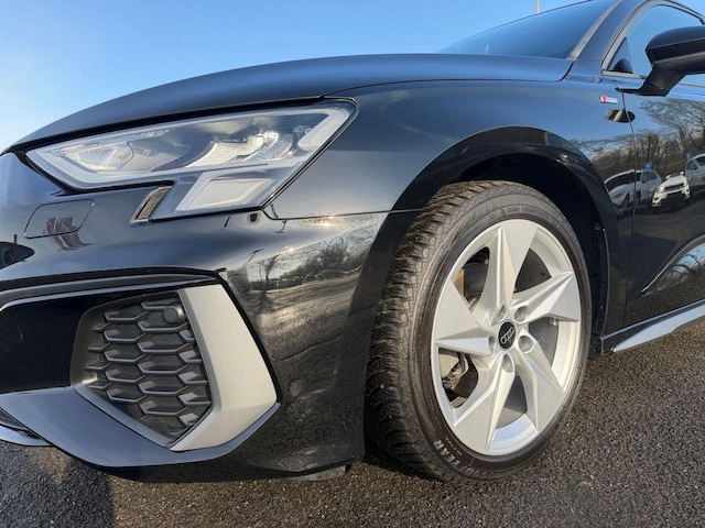 Audi A3 30 TFSI S-Line Sportback