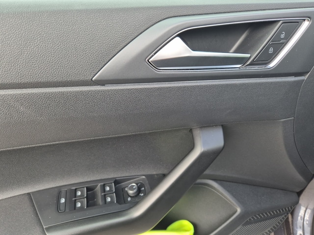 Volkswagen Taigo 1.0 TSI DSG R-Line