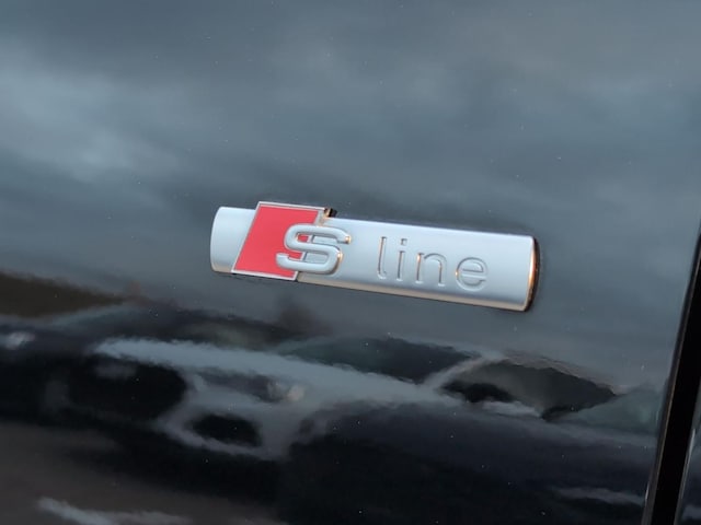 Audi Q3 35 TFSI S-Line S-Tronic