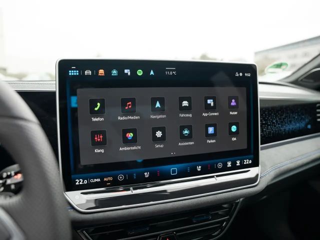 Volkswagen Passat 4Motion DSG R-Line