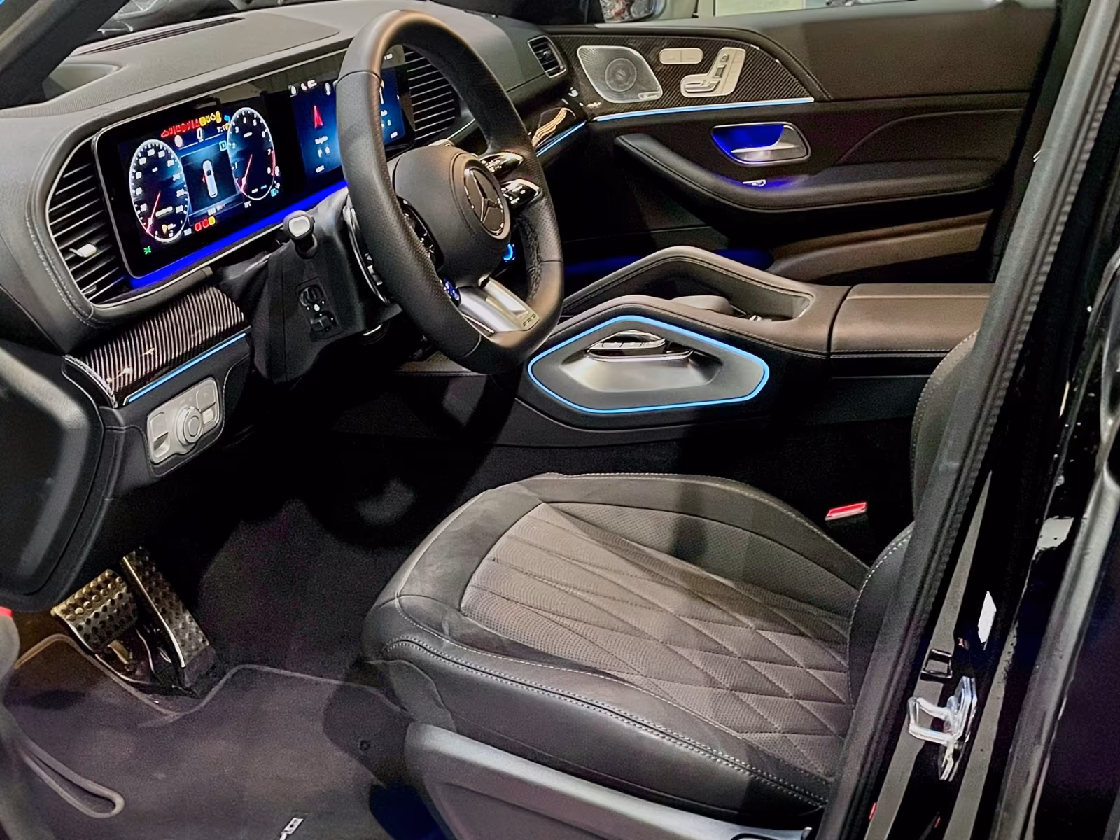 Mercedes-Benz AMG GLE *PREMIUM PLUS*CARBON*PANO*STANDHZG*