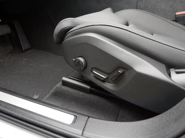 Volvo XC60 AWD Dark Plus Recharge T6