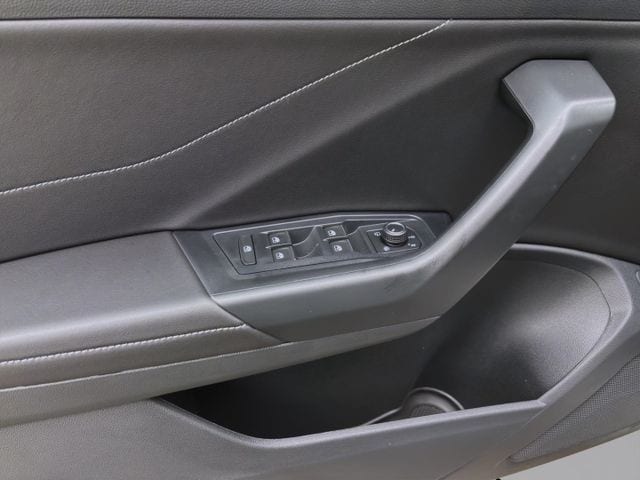 Volkswagen T-Roc 2.0 TSI DSG R-Line